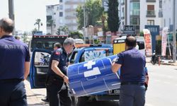Konyaaltı'nda kaldırımlar yayaların, işgale izin yok