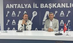 Anahtar Parti Antalya'da teşkilat toplantısı düzenledi