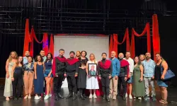 Antalya'da hukuk ve sanat buluştu! Antalya Barosu Tiyatro Günleri tamamlandı