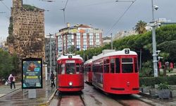 Antalya'nın 27 yıllık simgesi raylara veda ediyor! Nostalji tramvayının hikayesi