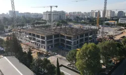 Antalya'nın 900 yataklı dev hastanesi hızla yükseliyor