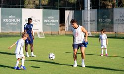 Arda Güler Antalya'da minik futbolcularla bir araya geldi