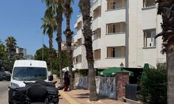 Antalya'da "pes" dedirten görüntü! Turistlere balkonda da rahat yok