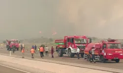Orman yangını nedeniyle Kemer-Kumluca yolu kapatıldı