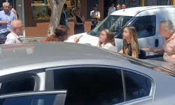 Manavgat'ta yayalara yol vermek için durdu! Arkadan çarptılar