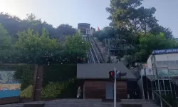 Manavgat'ta korku dolu 30 dakika! Asansörde mahsur kaldılar
