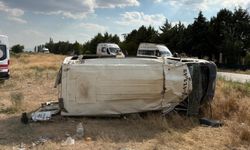 Konya'da tarım işçilerini taşıyan minibüs devrildi: 17 yaralı