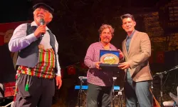 Akseki’de Uğur Önür rüzgarı! Badem Festivali’nde türkü şöleni