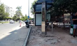 Antalya 100. Bulvar'da alt ve üst yapı çalışmaları sürüyor