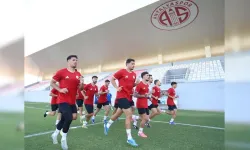 Antalyaspor’da transfer tahtası için büyük hareketlilik: FIFA’da sayı 14’e düştü