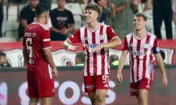 Antalyaspor 12 yıl sonra mücadele ettiği 1. Lig’e galibiyet ile başladı