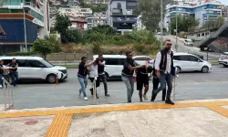 Bu devirde böyle soygun şok etti! Alanya’da 400 bin TL’lik akılalmaz olay
