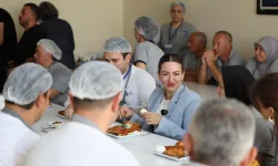 Büyükşehir’in aşevi her gün 2 bin sofraya sıcak yemek ulaştırıyor
