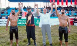 Gökbel Yağlı Güreşleri'nde ebedi kemer Enes Doğan'ın