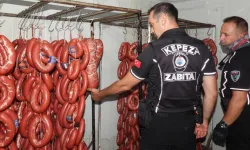 Kepez’de gıda deposunda skandal!