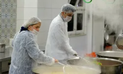Muratpaşa’da aşevinden her gün 600 haneye sıcak yemek