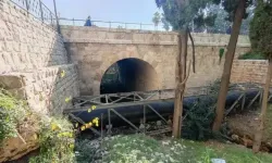 Antalya’da 110 yıllık tarihi köprü kaderine terk edildi! Vasili Deresi bakımsız kaldı