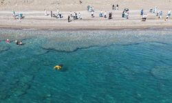 Antalya’da Dünya Temizlik Günü’nde sahile indiler