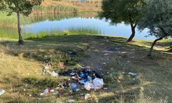 Antalya’da 1700 rakımda çevre skandalı! Doğa harikası Dipsiz Göl çöplüğe döndü