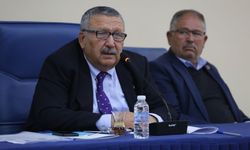 Erol Demirhan Yeni Parti'ye geçecek mi? Gözler Büyükşehir Meclisi'nde