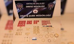 “Adınız FETÖ’ye karıştı” dediler! 3 milyon liralık ziynet aldılar