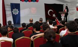 Gazze’de üniversite hayatını anlattılar! “Çadırdan çıkıp internet arıyoruz”