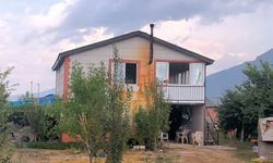 Korkuteli'nde eşini, kayınvalidesini ve kayınpederini öldüren zanlı yakalandı
