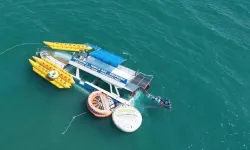 Manavgat’ta turistik tekne az kalsın batıyordu: Şişme botlarla kurtarıldı