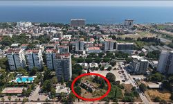 Antalya’nın göbeğinde 1700 yıllık tarih! Roma Hamamı tellerin ardında