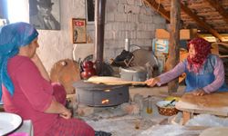Ne makine ne de hazır makarna! Akseki’de erişte imeceyle hazırlanıyor