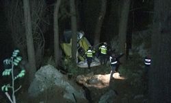 Antalya’da 50 metrelik uçuruma yuvarlanan araçtan acı haber! Ölü sayısı 3’e çıktı