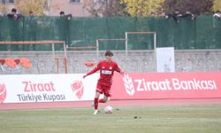 Antalyaspor kupada turladı: Kars 36 Spor’u 2-0 mağlup etti