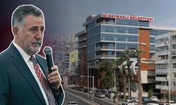 Bayraklı Belediyesi’nde şok operasyon! Eski başkan da gözaltına alındı