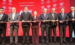 Dev buluşma başladı: 520 otel ve 20 şehir Antalya’da bir araya geldi!