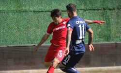 Antalyaspor-Boluspor maçının ilk yarısında gol sesi çıkmadı
