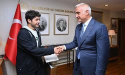 Akseki’nin gururu Ahmet, hemşerisi Bakan Ersoy’a konuk oldu