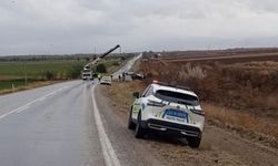 Yağmur bastırdı, Antalya ve Isparta yolları karıştı!