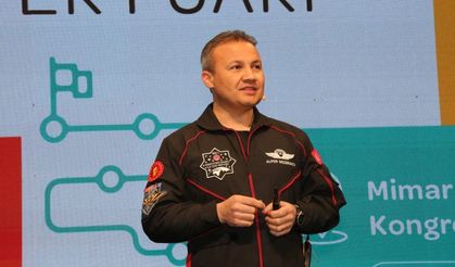 Gezeravcı, Antalya'da  'Ay' hayalini anlattı
