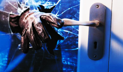 Isparta’da sahte plakalı araçla 3 evden hırsızlık