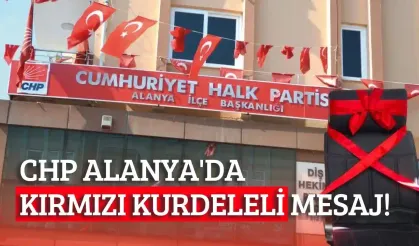 CHP Alanya’da geriye kırmızı kurdeleli koltuk kaldı