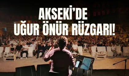 Akseki’de Uğur Önür rüzgarı! Badem Festivali’nde türkü şöleni