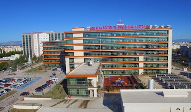 Antalya’da Eğitim Araştırma Hastanesi'nde gurur günü