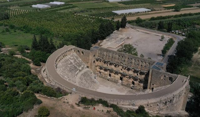 Aspendos'ta engel tanımayan sanal yolculuk