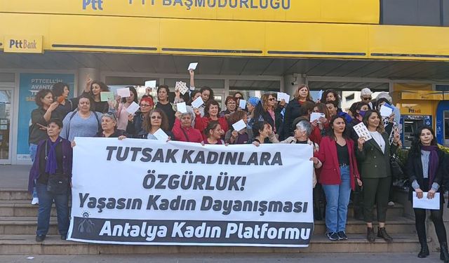 Antalya'da kadın tutsaklar unutulmadı