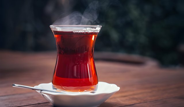 ÇAYKUR çaya yüzde 10 zam yaptı: Yeni fiyatlar raflara yansıyor