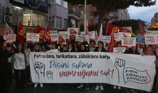 Antalya Kadın Dayanışma Komiteleri: "Dişimizi sıkmıyoruz, yumruğumuzu sıkıyoruz!"