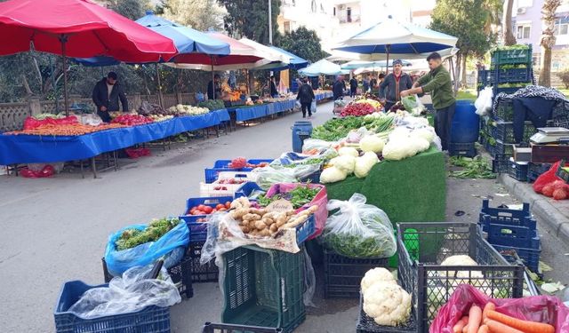 Antalya’da pazar alışverişi yapacaklar dikkat!.. Bayramın ilk günü semt pazarları açık mı?