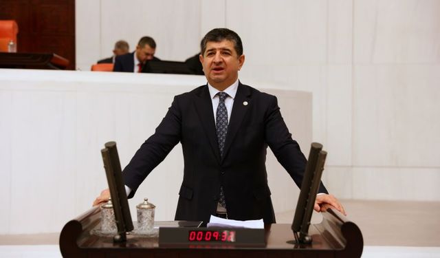 CHP Antalya Milletvekili Cavit Arı: "Rehberler rahatsız"