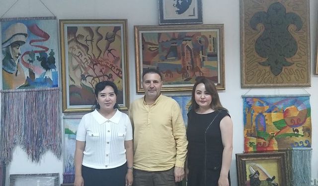Akdeniz Üniversitesi'ne Kazak öğrenci akını