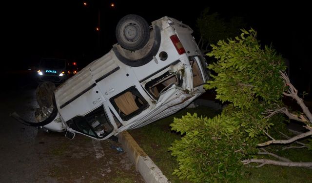 Serik'te takla atan araçta 2 kişi yaralandı
